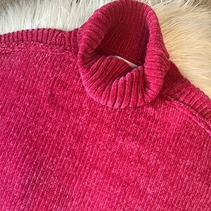 Altar’d State Cozy Fuschia Cropped Turtleneck Sweater